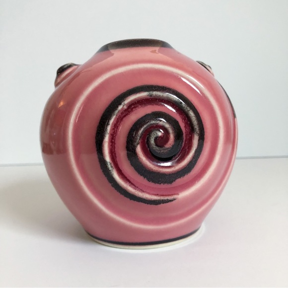 Vintage rose pink Art Deco moderne sphere pottery vase - Picture 5 of 10